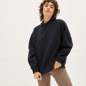 EVERLANE BLACK SWEATSHIRT